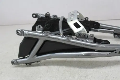 24 SUZUKI GSX-8R GSX800F REAR BACK TAIL SUBFRAME SUB FRAME