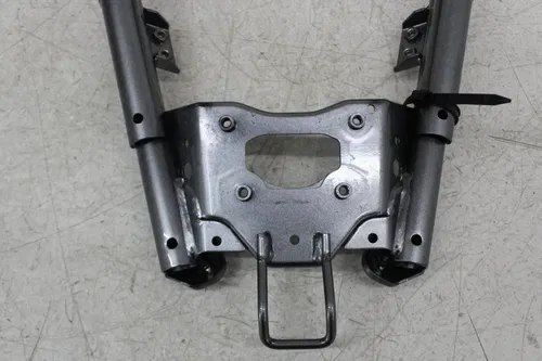 24 SUZUKI GSX-8R GSX800F REAR BACK TAIL SUBFRAME SUB FRAME