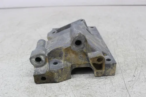 17 POLARIS GENERAL 1000 EPS MOTOR ENGINE MOUNT STAY BRACKET 5137795