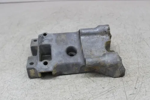 17 POLARIS GENERAL 1000 EPS MOTOR ENGINE MOUNT STAY BRACKET 5137795