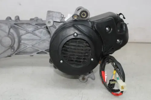 13 KYMCO SUPER 8 50 ENGINE MOTOR CYLINDER HEAD CASES CRANK TRANSMISSION