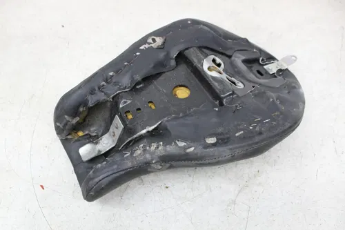 04-06 HARLEY-DAVIDSON SPORTSTER XL883 883 FRONT DRIVERS SEAT (SEE DESCP)