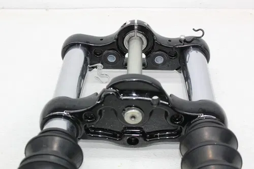 18-20 HARLEY-DAVIDSON STREET BOB FXBB 107 FRONT FORKS SUSPENSION  (STRAIGHT)