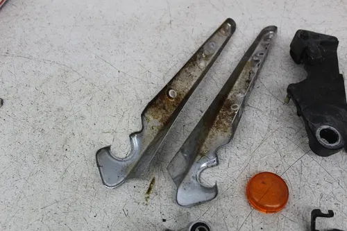 04-06 HARLEY-DAVIDSON SPORTSTER 1200 XL1200C PARTS HARDWARE BOLTS COVER SHOCKS