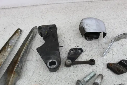 04-06 HARLEY-DAVIDSON SPORTSTER 1200 XL1200C PARTS HARDWARE BOLTS COVER SHOCKS