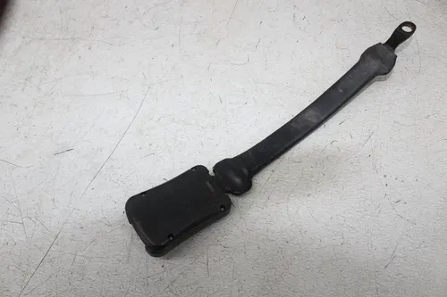 16-18 YAMAHA WOLVERINE YXE700 RIGHT PASSENGER SEAT BELT LATCH