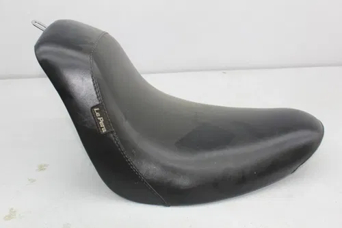 07-11 HARLEY-DAVIDSON HERITAGE SOFTAIL FLSTC LEPERA FRONT DRIVERS SEAT (READ)