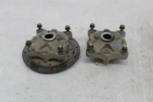 07 POLARIS SPORTSMAN 800 REAR BACK WHEEL LEFT RIGHT HUB HUBS KNUCKLE ROTOR PAIR