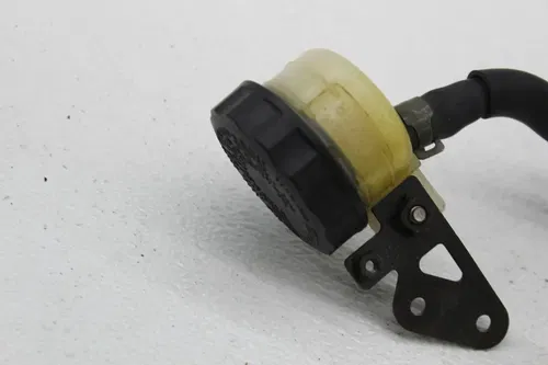 05-06 KAWASAKI NINJA ZX6R ZX636 REAR BACK BRAKE CALIPER W MOUNT MASTER CYLINDER