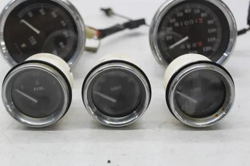 1999 HARLEY DAVIDSON FLHT ELECTRA GLIDE SPEEDOMETER FUEL VOLT GAUGE GAUGES (READ