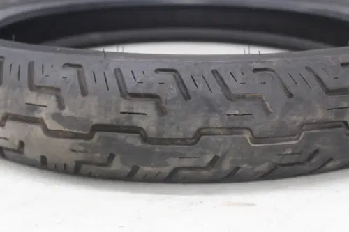 HARLEY DAVIDSON DUNLOP D401F 100/90-19 M/C 57H FRONT TIRE (TREAD:4/32NDS)