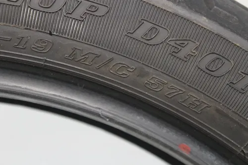 HARLEY DAVIDSON DUNLOP D401F 100/90-19 M/C 57H FRONT TIRE (TREAD:4/32NDS)