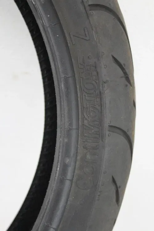 CONTINENTAL CONTIMOTION Z FRONT TIRE 120/70 ZR17 58W 4/32NDS TREAD