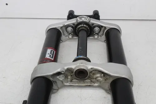 18-23 HUSQVARNA  SVARTPILEN 401 FRONT FORKS TRIPLE TREE CLAMP FORK TUBES (READ)