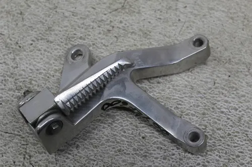 2000 YAMAHA YZF600 REAR BACK PASSENGER PEG SET PAIR