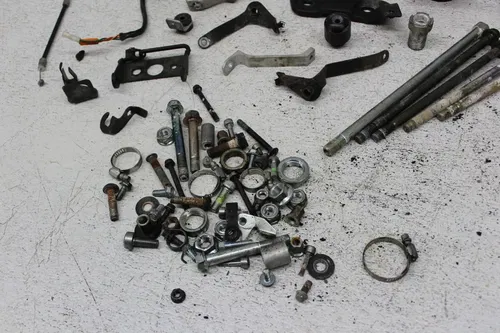 1998 HONDA SUPER HAWK 1000 VTR1000F PARTS AND HARDWARE NUTS BOLTS
