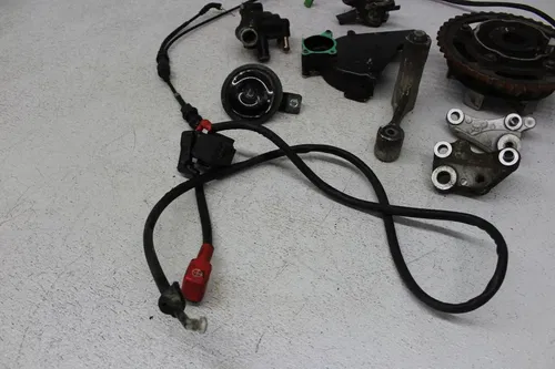 1998 HONDA SUPER HAWK 1000 VTR1000F PARTS AND HARDWARE NUTS BOLTS