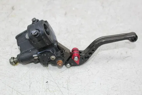 98-06 SUZUKI KATANA 750 GSX750F RIGHT LEFT FRONT BRAKE CALIPER CALIPERS MASTER