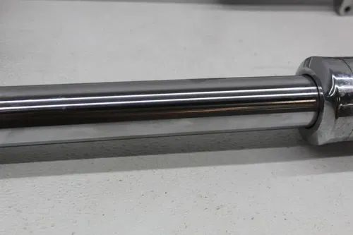 87 HARLEY-DAVIDSON SPORTSTER 883 XLH883 FRONT FORKS SUSPENSION TRIPLE TREE (READ
