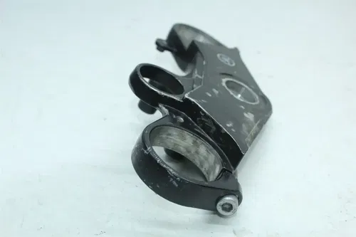06-07 YAMAHA YZF R6 FRONT FORK UPPER TOP TRIPLE TREE CLAMP