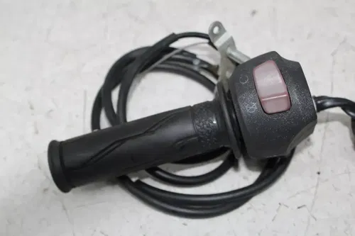 15-18 YAMAHA YZF R3 LEFT RIGHT CONTROL SWITCH SWITCHES ON OFF TURN SIGNAL (READ)
