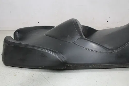 10-12 CAN-AM SPYDER ROADSTER RT FRONT DRIVERS SEAT PAD SADDLE PILLION (READ)
