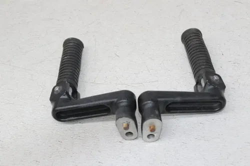 14-18 INDIAN CHIEF VINTAGE LEFT RIGHT REAR BACK PASSENGER FOOT PEG PEGS SET PAIR