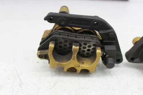 09-12 TRIUMPH STREET TRIPLE 675 RIGHT LEFT FRONT BRAKE CALIPER SET PAIR CALIPERS