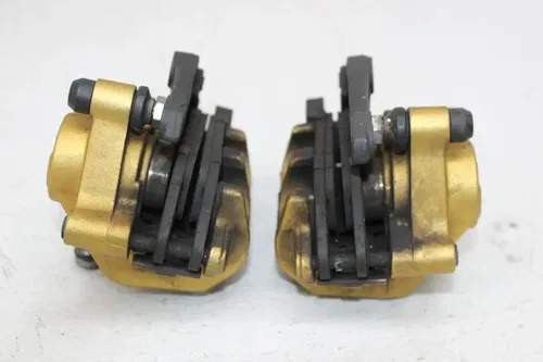 09-12 TRIUMPH STREET TRIPLE 675 RIGHT LEFT FRONT BRAKE CALIPER SET PAIR CALIPERS