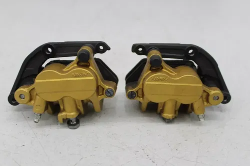 09-12 TRIUMPH STREET TRIPLE 675 RIGHT LEFT FRONT BRAKE CALIPER SET PAIR CALIPERS