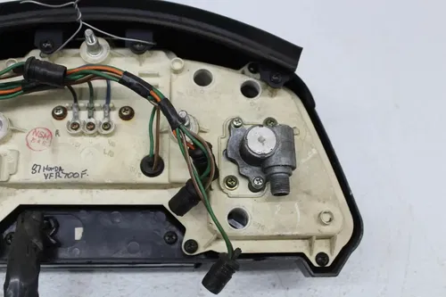1987 HONDA INTERCEPTOR 700 VFR700F2 SPEEDO TACH GAUGES DISPLAY CLUSTER