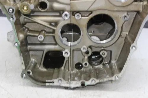 01-05 HONDA GOLDWING 1800 GL1800 ENGINE MOTOR CRANKCASE CRANK CASES BLOCK