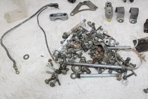 03 YAMAHA GRIZZLY 660 PARTS HARDWARE NUTS BOLTS BELT HUBS BRAKE LIGHT TIE RODS