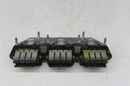 01 YAMAHA LS2000 REED VALVE CAGE SET WITH INTAKE