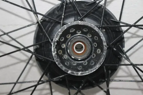 02 HONDA XR80R XR80 FRONT WHEEL RIM