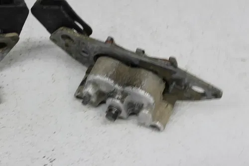 2014 POLARIS RZR XP 1000 EPS RIGHT LEFT FRONT BRAKE CALIPER CALIPERS