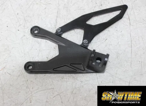 15-19 YAMAHA YZF R1 LEFT REARSET REAR SET DRIVER FOOT PEG REST BRACKET MOUNT