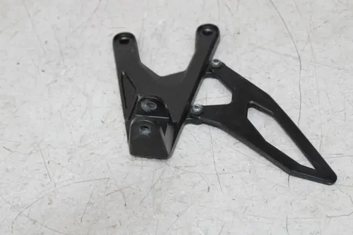 15-19 YAMAHA YZF R1 LEFT REARSET REAR SET DRIVER FOOT PEG REST BRACKET MOUNT