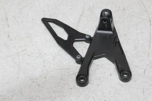 15-19 YAMAHA YZF R1 LEFT REARSET REAR SET DRIVER FOOT PEG REST BRACKET MOUNT