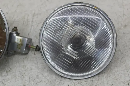 06 TRIUMPH SPEEDMASTER SINGLE HEADLIGHT HEAD LAMP LIGHT (SEE DESCP)