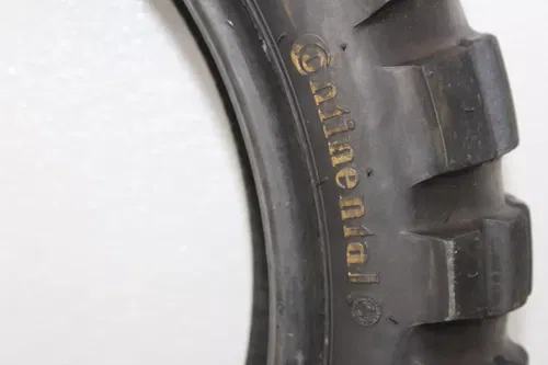 REAR BACK TWINDURO CONTINENTAL 150/76 B 17 M/C 69 0 TIRE