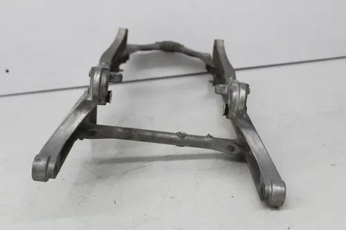 05-06 Honda Cbr600rr Rear Subframe Back Sub Frame