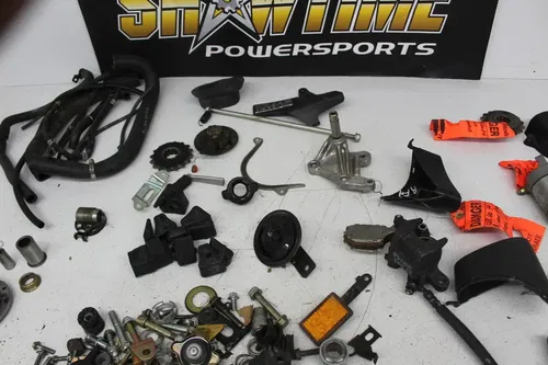 1999 HONDA CBR600F4 PARTS AND HARDWARE NUTS BOLTS STARTER SPROCKET KICKSTAND