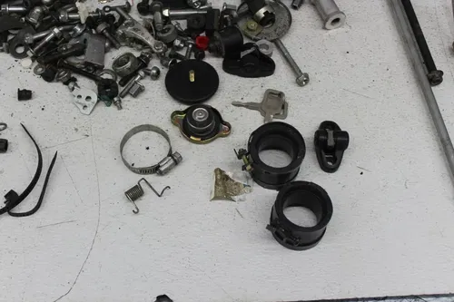 1999 HONDA CBR600F4 PARTS AND HARDWARE NUTS BOLTS STARTER SPROCKET KICKSTAND