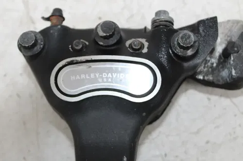 04-05 HARLEY-DAVIDSON V-ROD VRSCB REAR BACK BRAKE CALIPER W MOUNT BRACKET