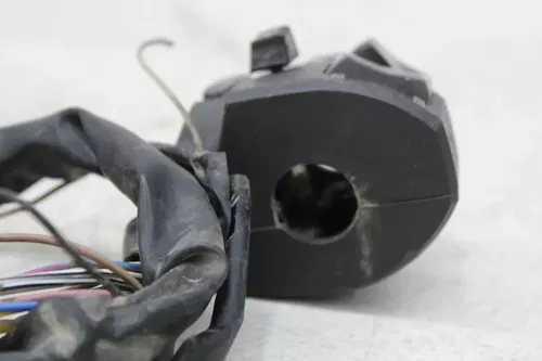23 YAMAHA YZF R7 LEFT CLIP ON HANDLE HORN SIGNALS SWITCH SWITCHES
