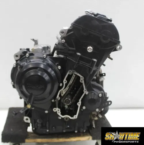 13-16 TRIUMPH STREET TRIPLE ENGINE MOTOR CYLINDER HEAD CASES CRANK *TESTED*