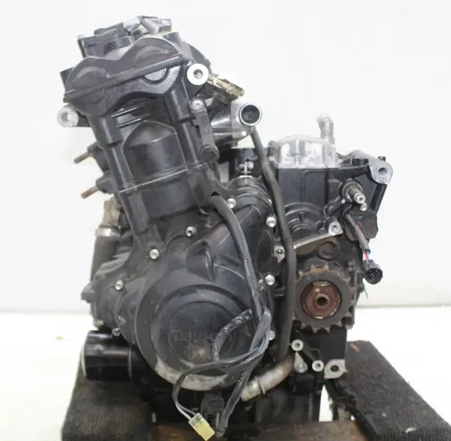 13-16 TRIUMPH STREET TRIPLE ENGINE MOTOR CYLINDER HEAD CASES CRANK *TESTED*