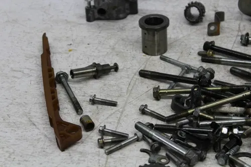 01-06 HONDA CBR600F4I CBR 600 F4I ENGINE PARTS HARDWARE NUTS BOLTS CHAIN GUIDE