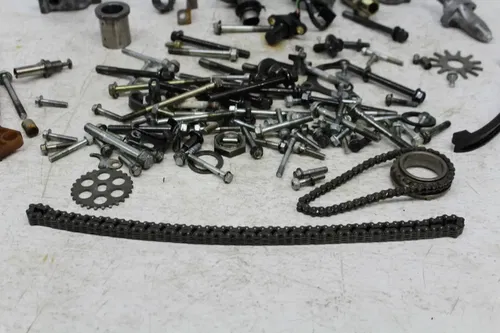 01-06 HONDA CBR600F4I CBR 600 F4I ENGINE PARTS HARDWARE NUTS BOLTS CHAIN GUIDE
